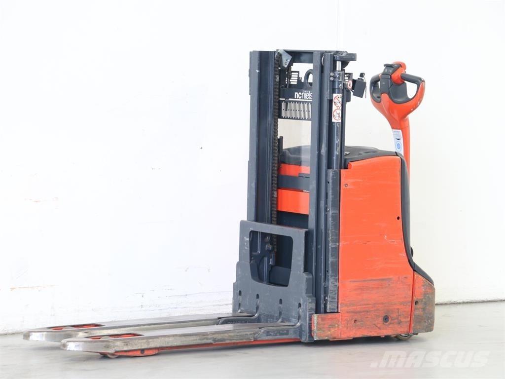 Linde D08/1160 Pedestrian stacker