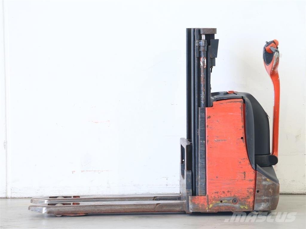 Linde D08/1160-00 Pedestrian stacker