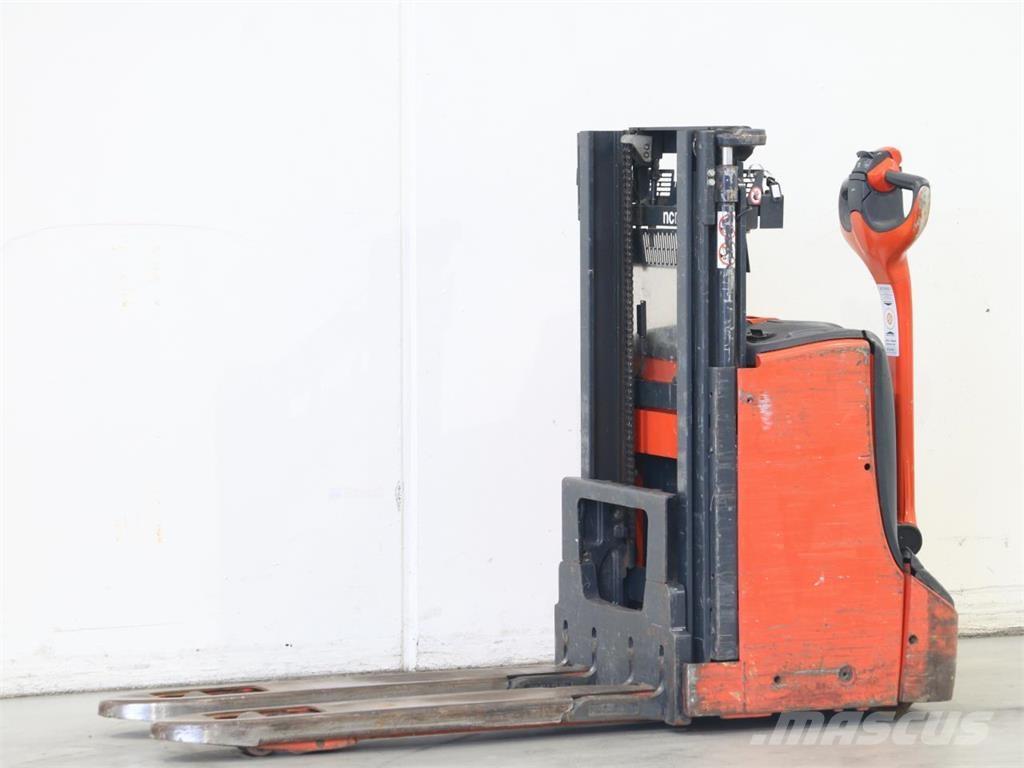 Linde D08/1160-00 Pedestrian stacker