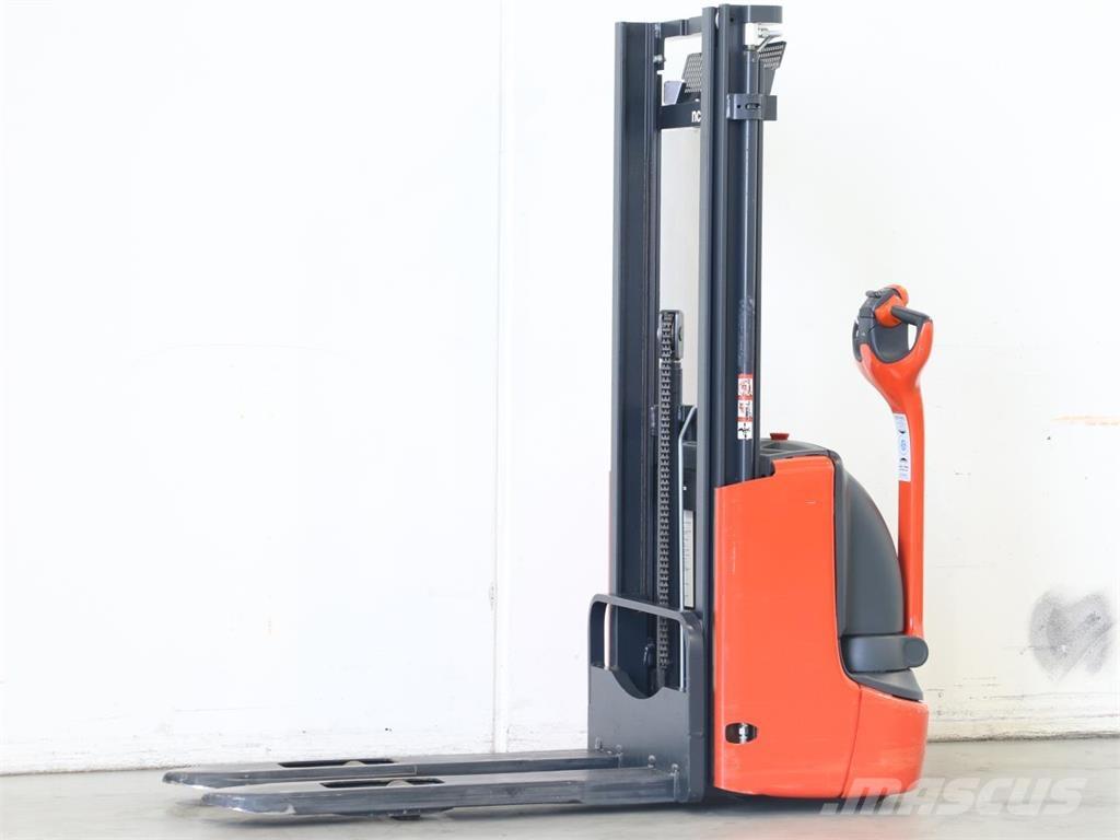 Linde L10/1172 Pedestrian stacker