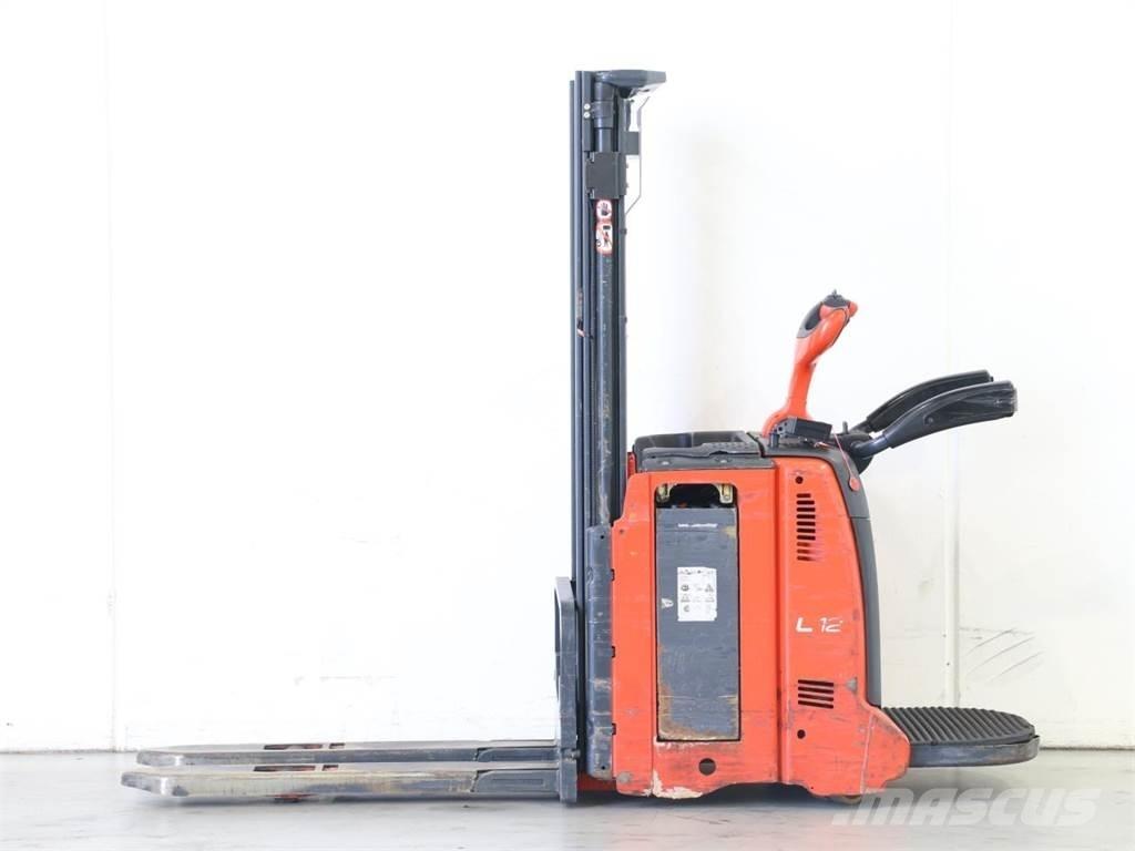 Linde L12AP/133 Pedestrian stacker