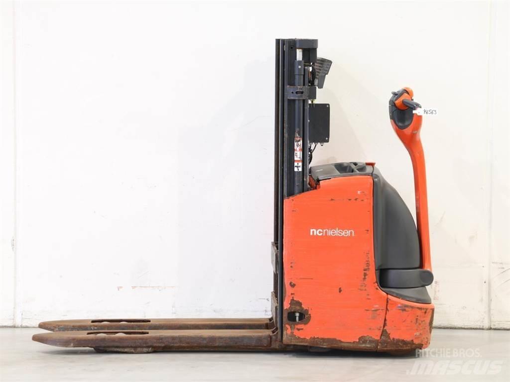 Linde L12I/1172 Pedestrian stacker