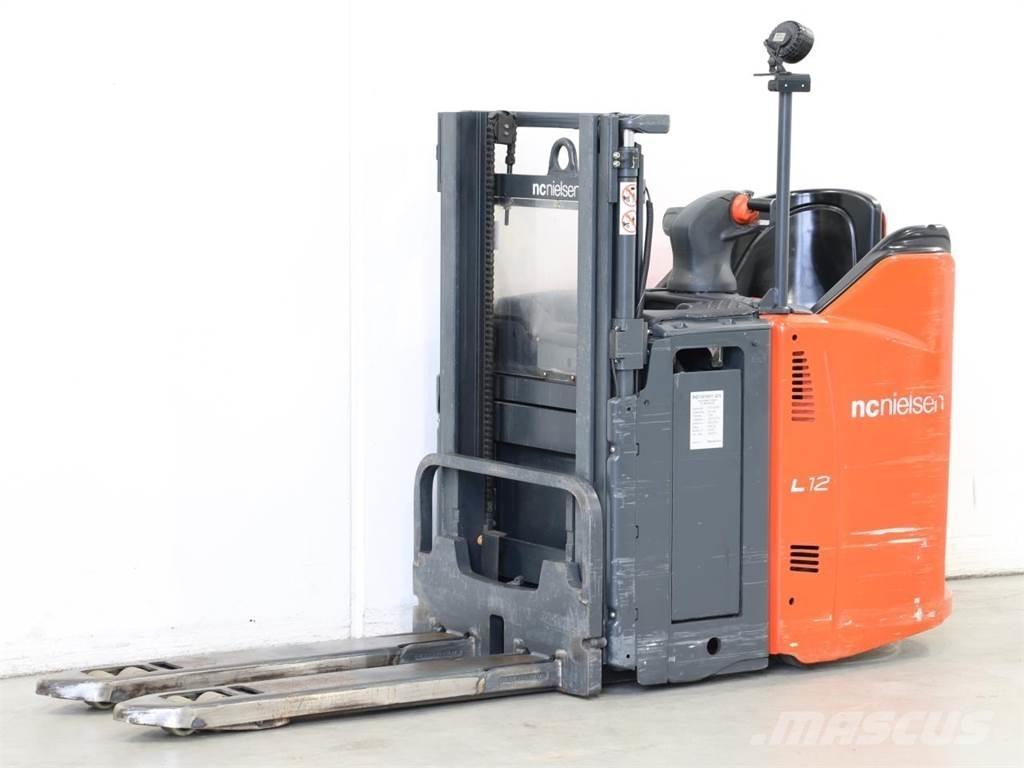 Linde L12LSP/133 Pedestrian stacker