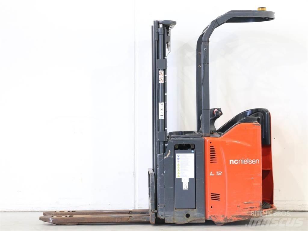 Linde L12LSP/133 Pedestrian stacker
