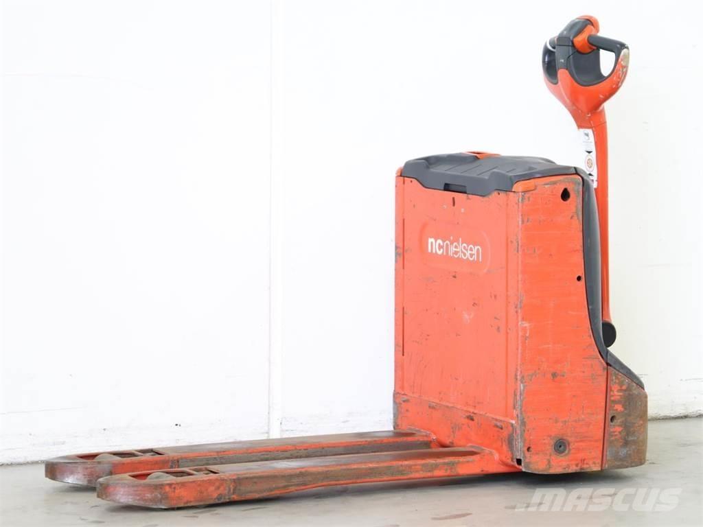 Linde T16/1152 Pedestrian stacker