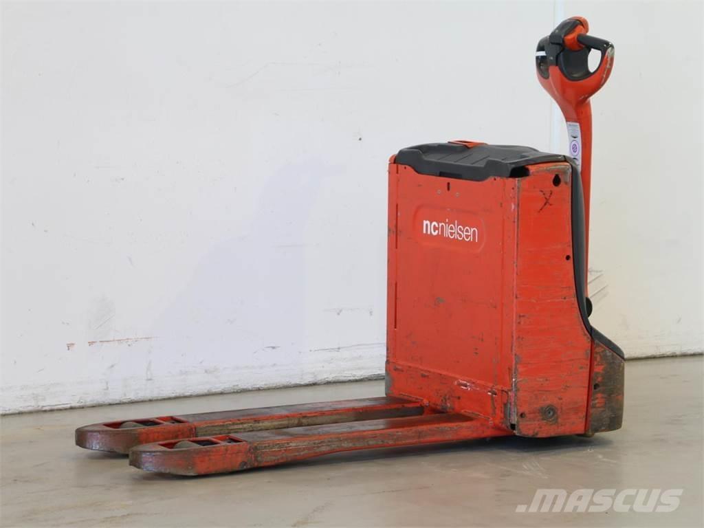 Linde T16/1152 Pedestrian stacker
