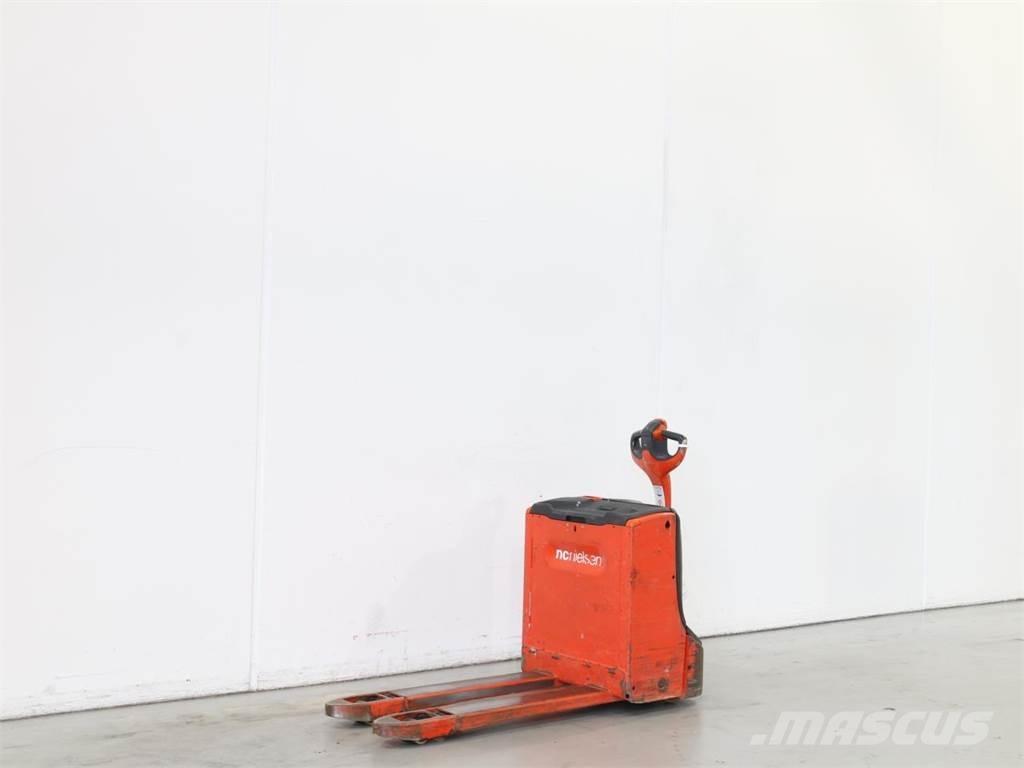 Linde T16/1152 Pedestrian stacker