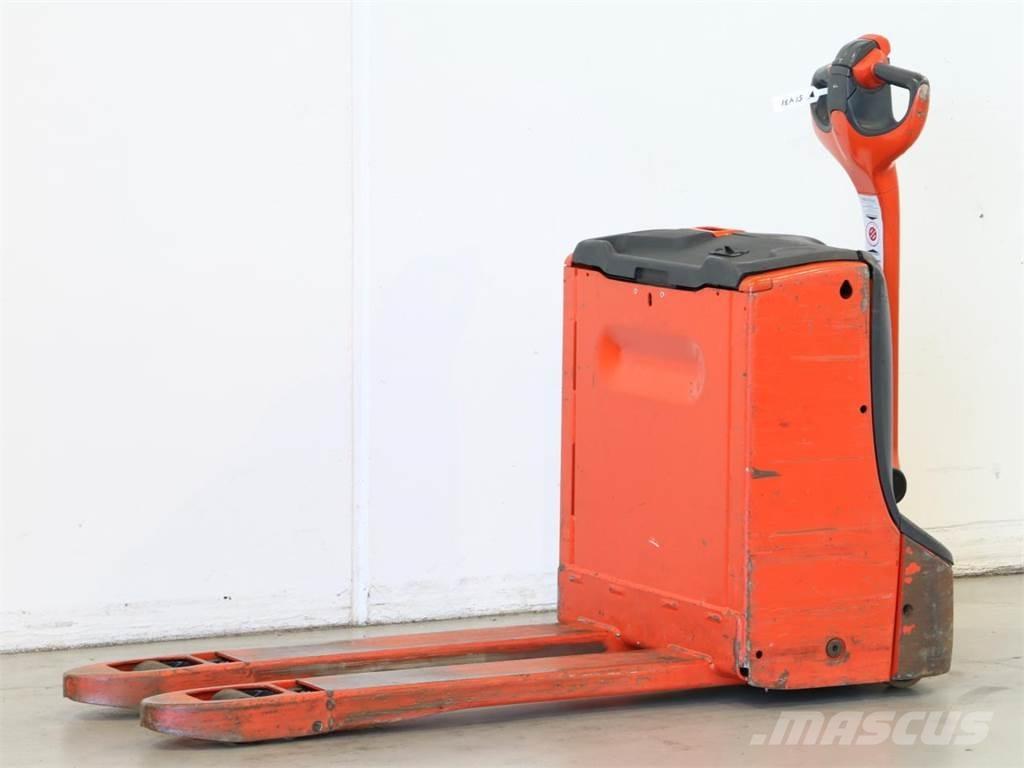 Linde T16/1152 Pedestrian stacker