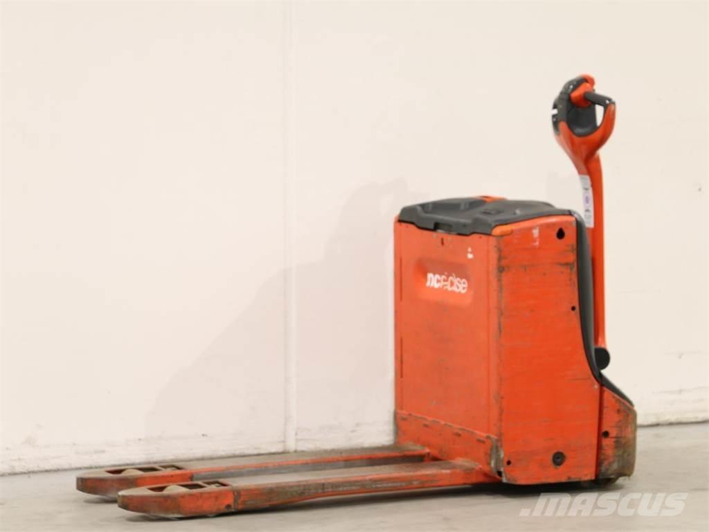 Linde T16/1152-00 Pedestrian stacker