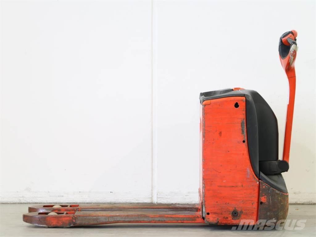 Linde T16/1152-00 Pedestrian stacker