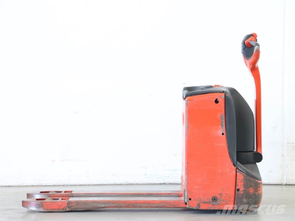 Linde T16/1152-00 Pedestrian stacker