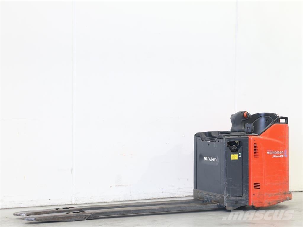 Linde T20SP/131 Pedestrian stacker
