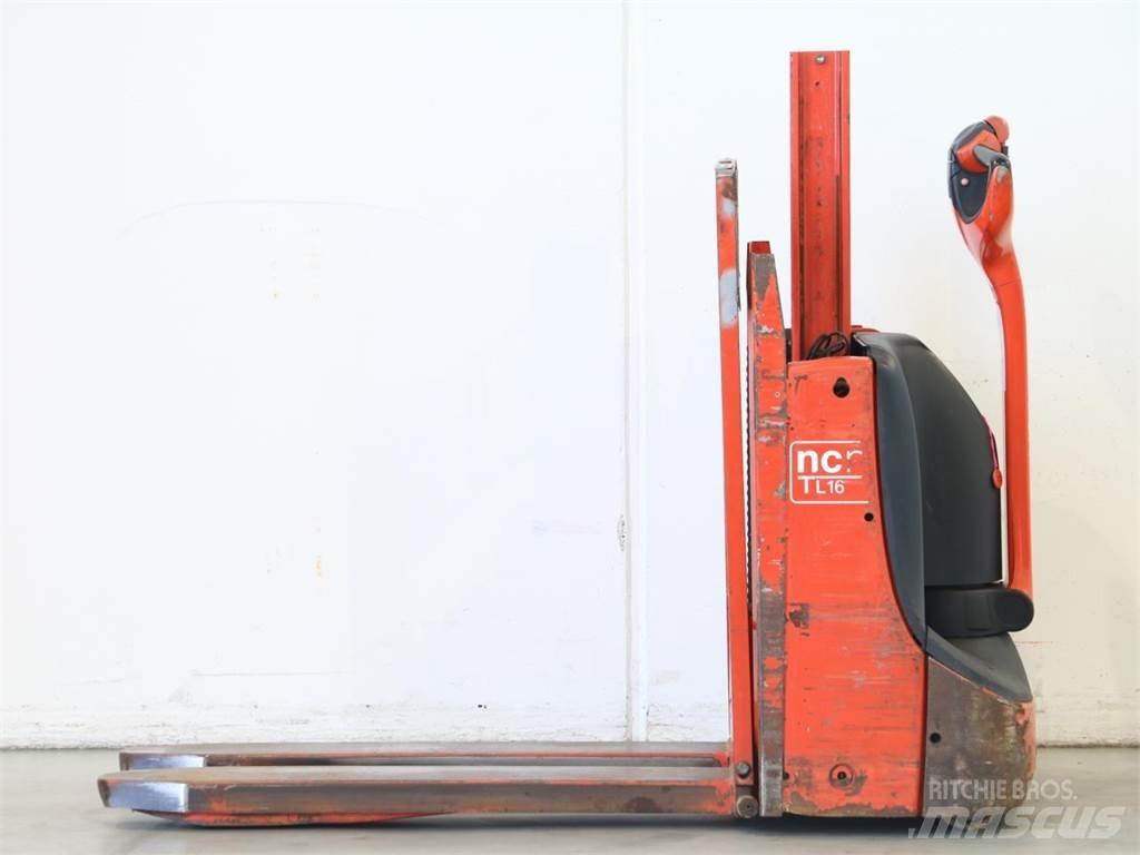 NCN TL16/1152-00 Pedestrian stacker