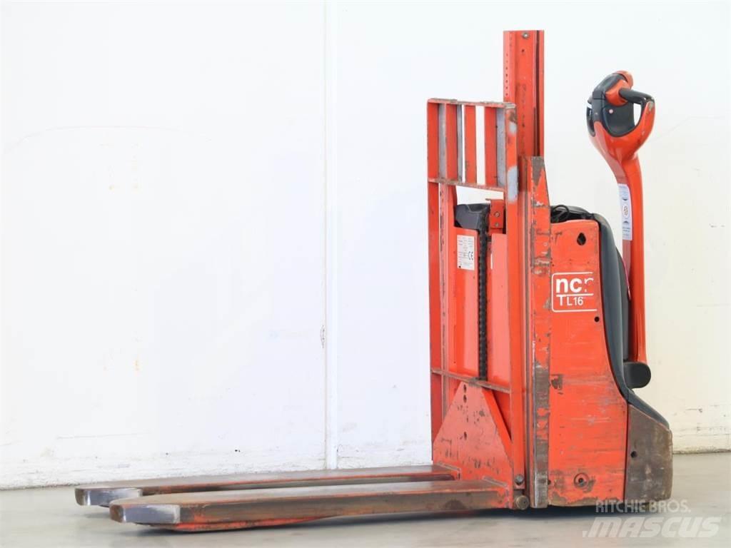 NCN TL16/1152-00 Pedestrian stacker