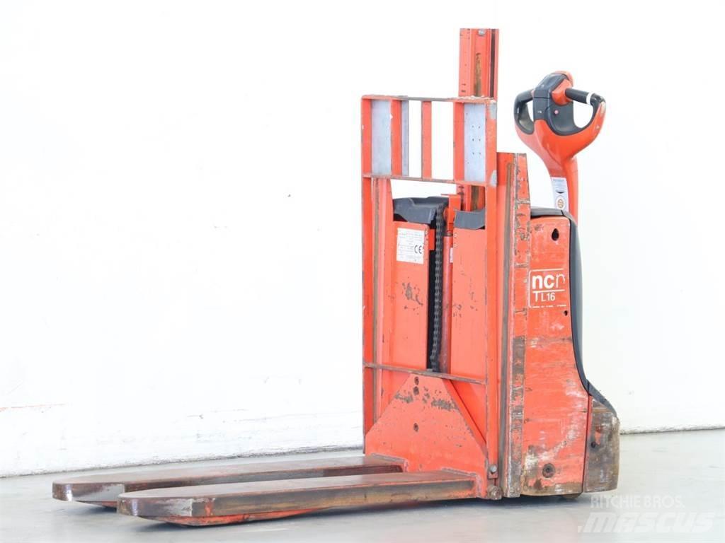 NCN TL16/1152-00 Pedestrian stacker