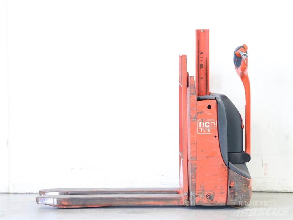 NCN TL16/1152-00 Pedestrian stacker