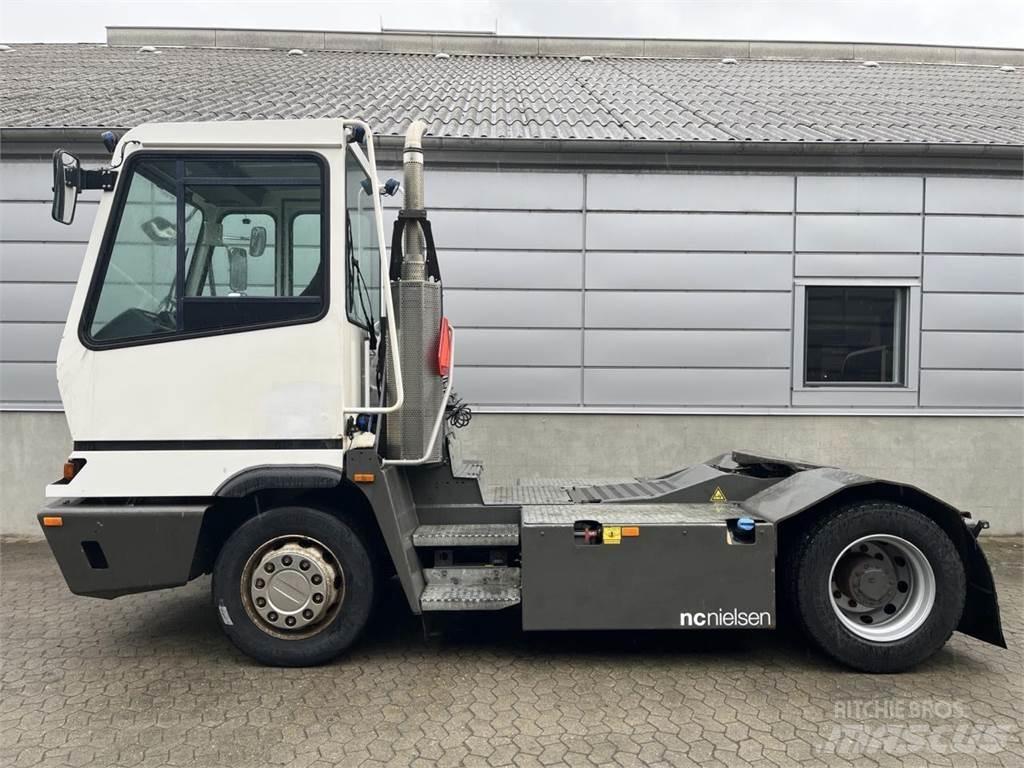 Terberg YT222 4x2 Material Handling - Others