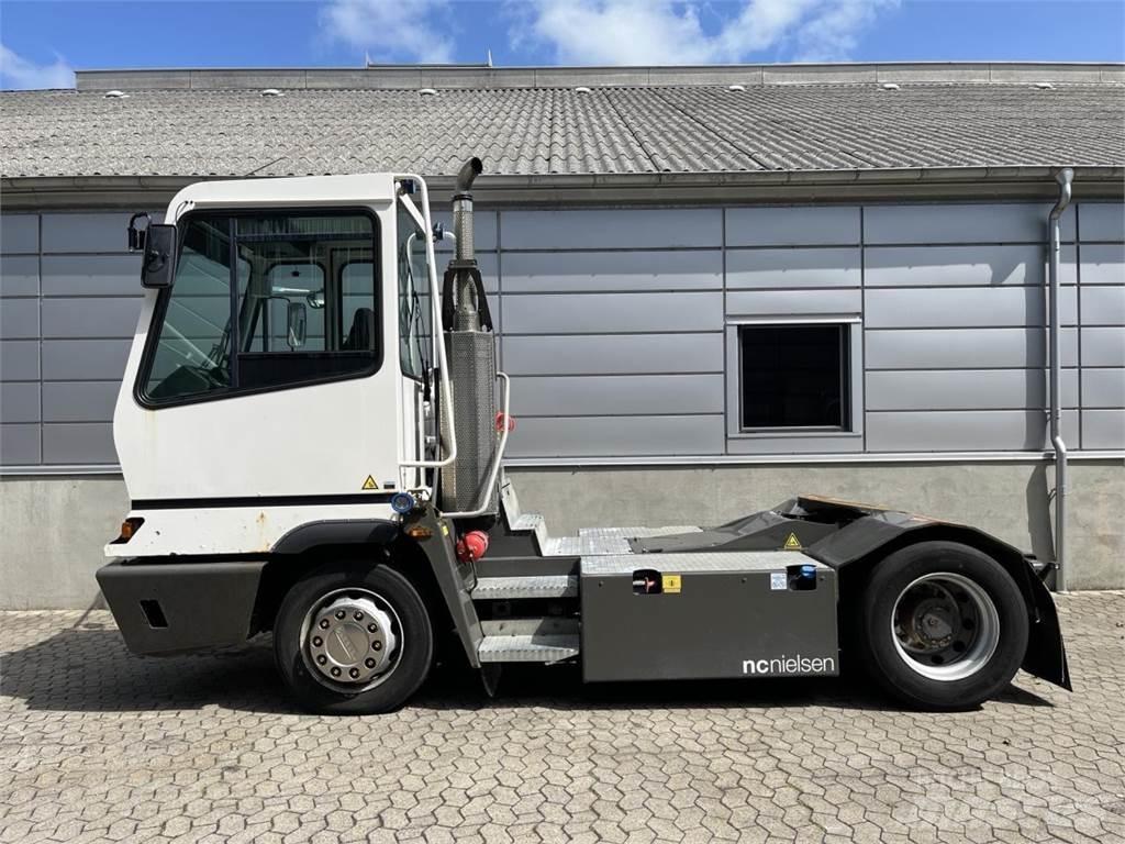 Terberg YT222 4X2 Material Handling - Others