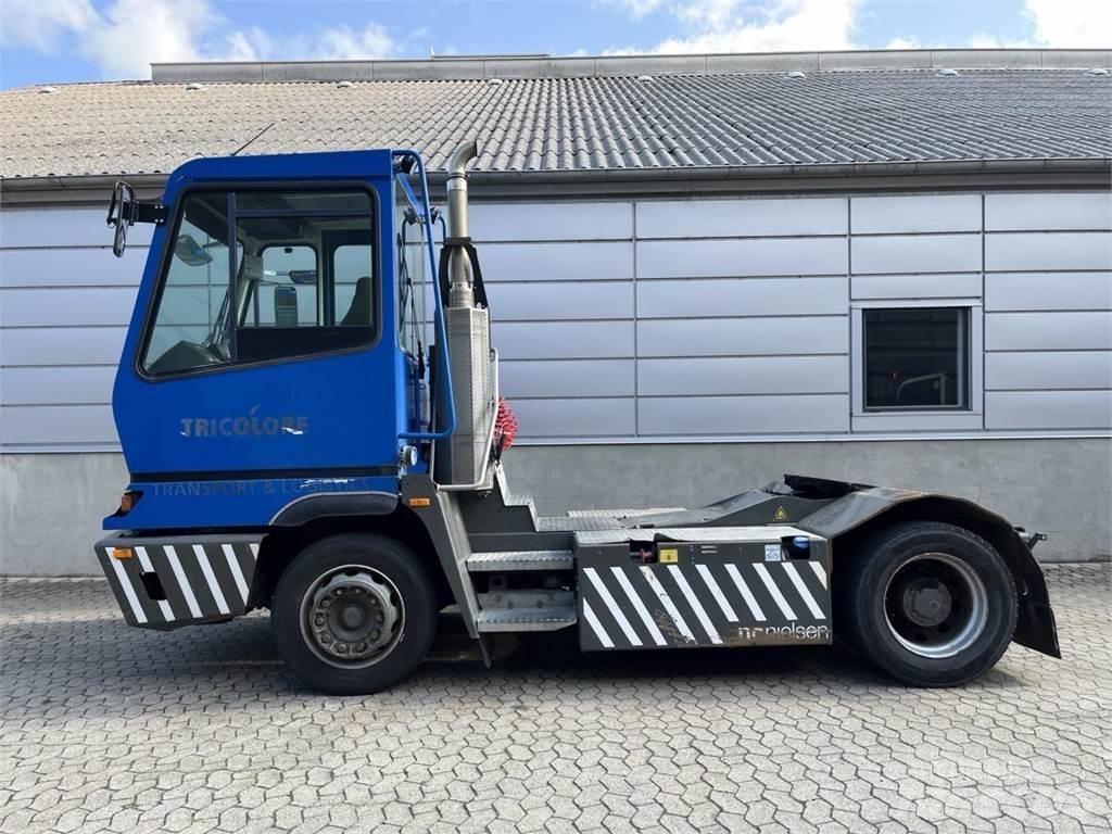 Terberg YT222 4X2 Material Handling - Others