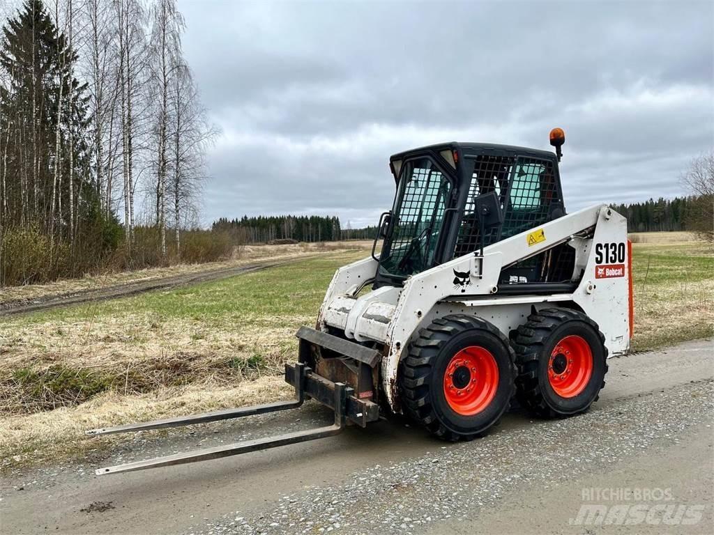 Bobcat S130 Skid steer loaders
