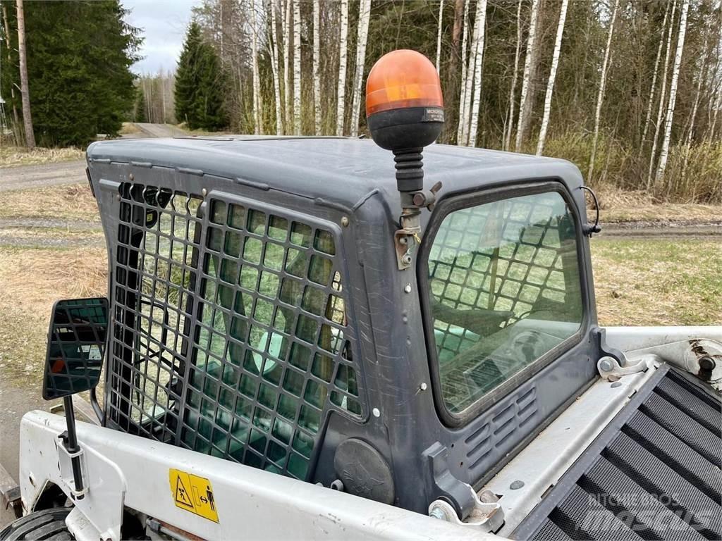 Bobcat S130 Skid steer loaders