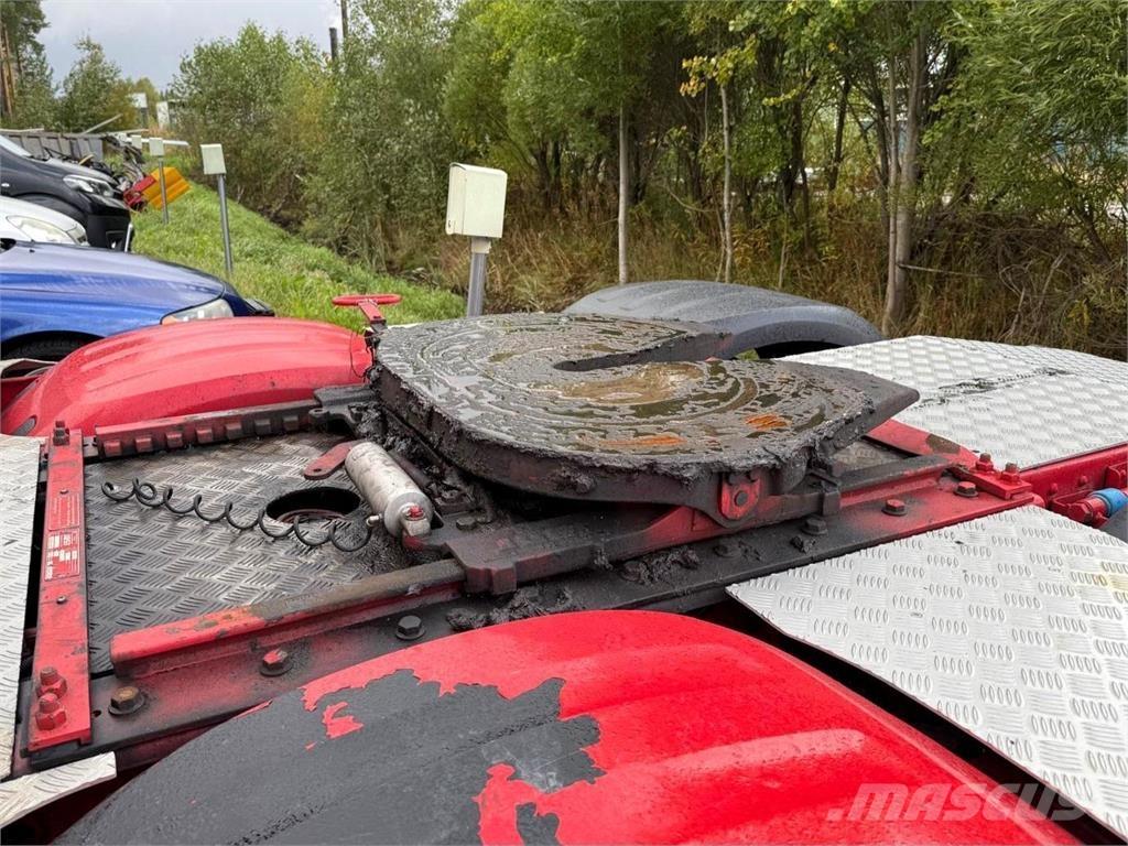 DAF XF510 FTS 6X2 Tractor Units