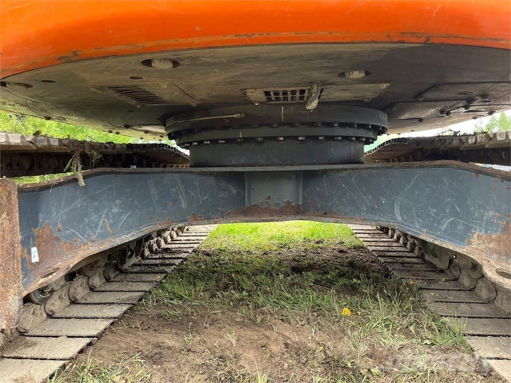 Doosan DX140LC Crawler excavators