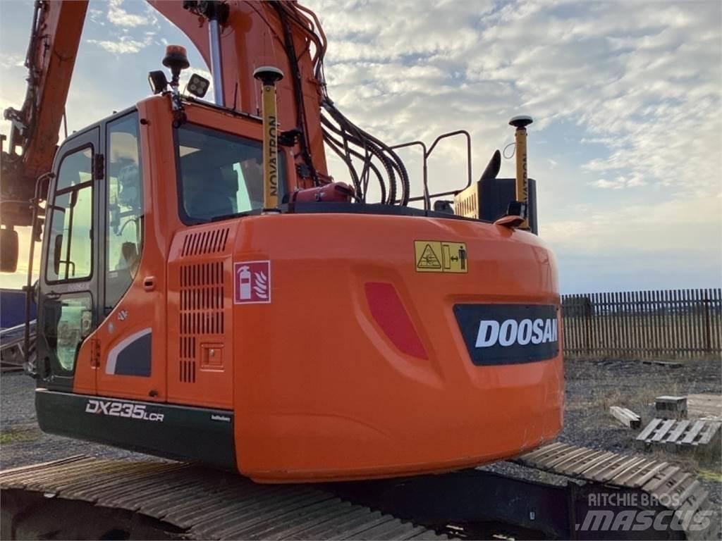Doosan Dx235 LR 5 Crawler excavators