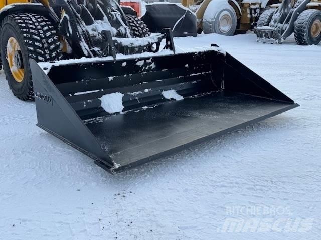  Jankko TK300 Buckets