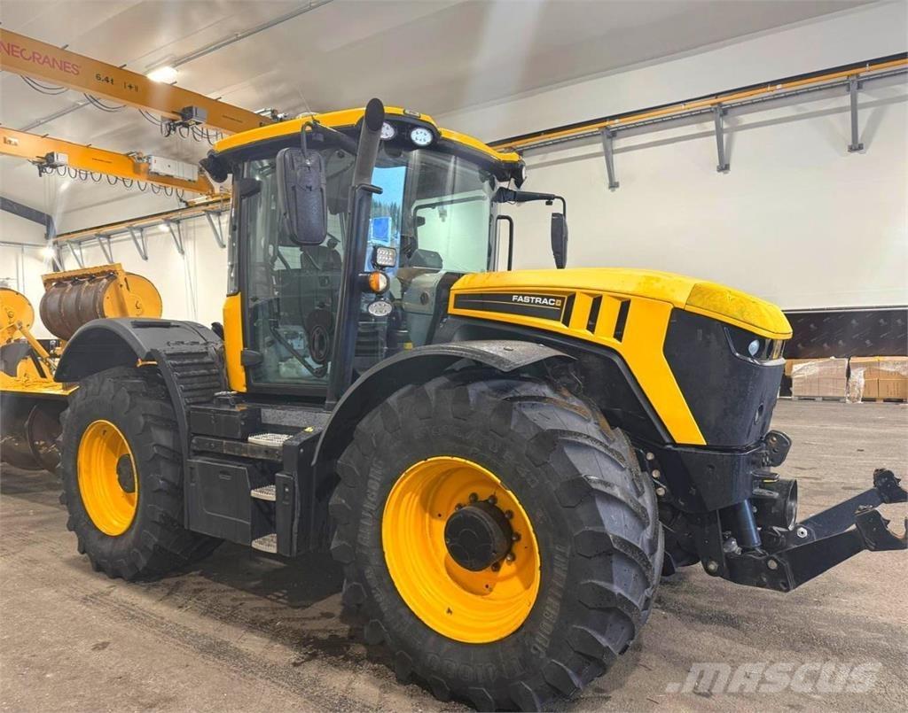 JCB Fastrack 4220 Tractors