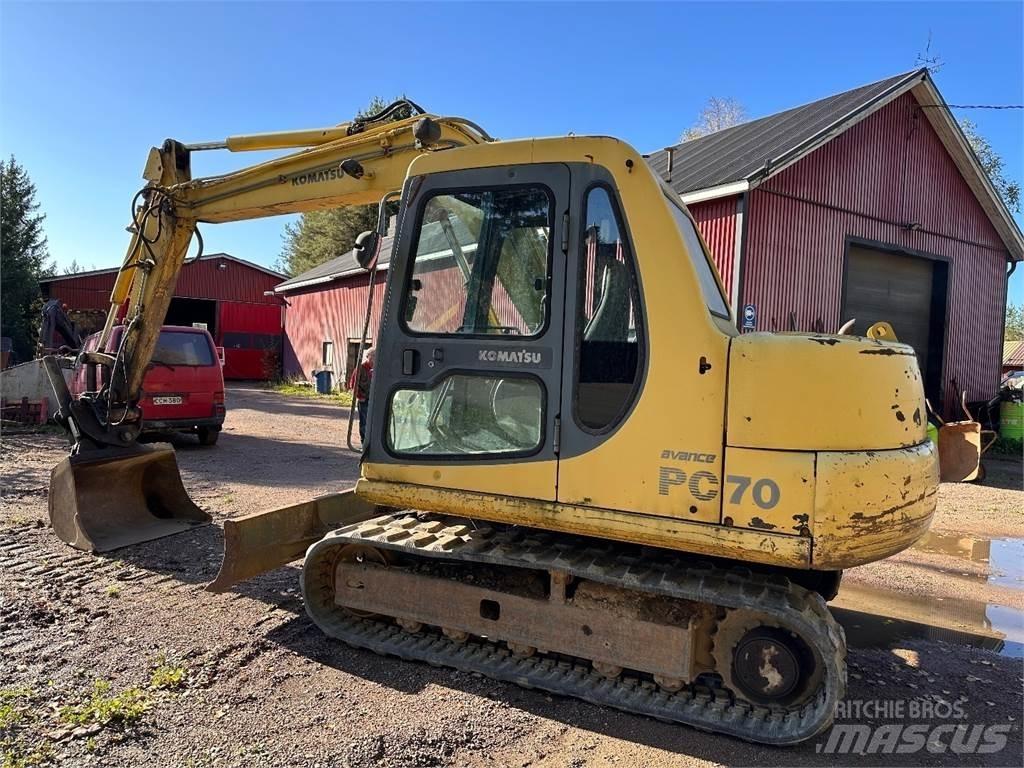 Komatsu PC70-7 Midi excavators  7t - 12t