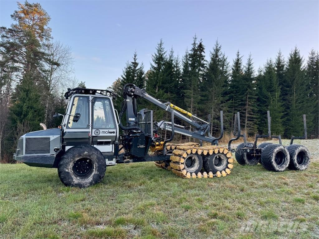 Malwa 560 Kombi Harvesters