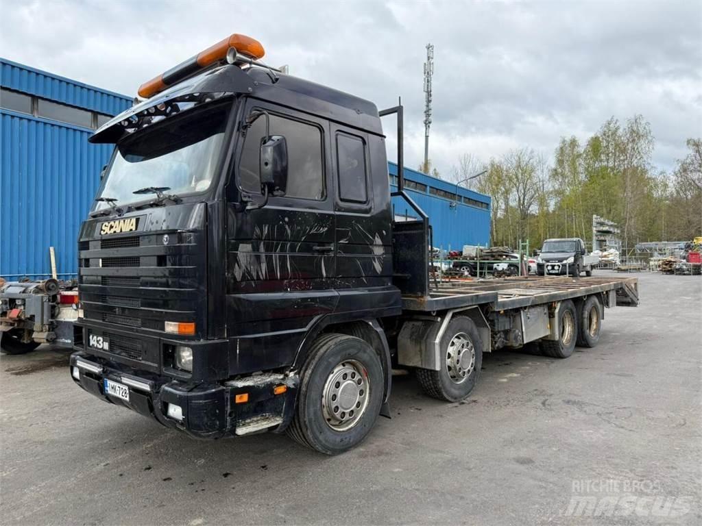 Scania R 143 8x2 Vehicle transporters