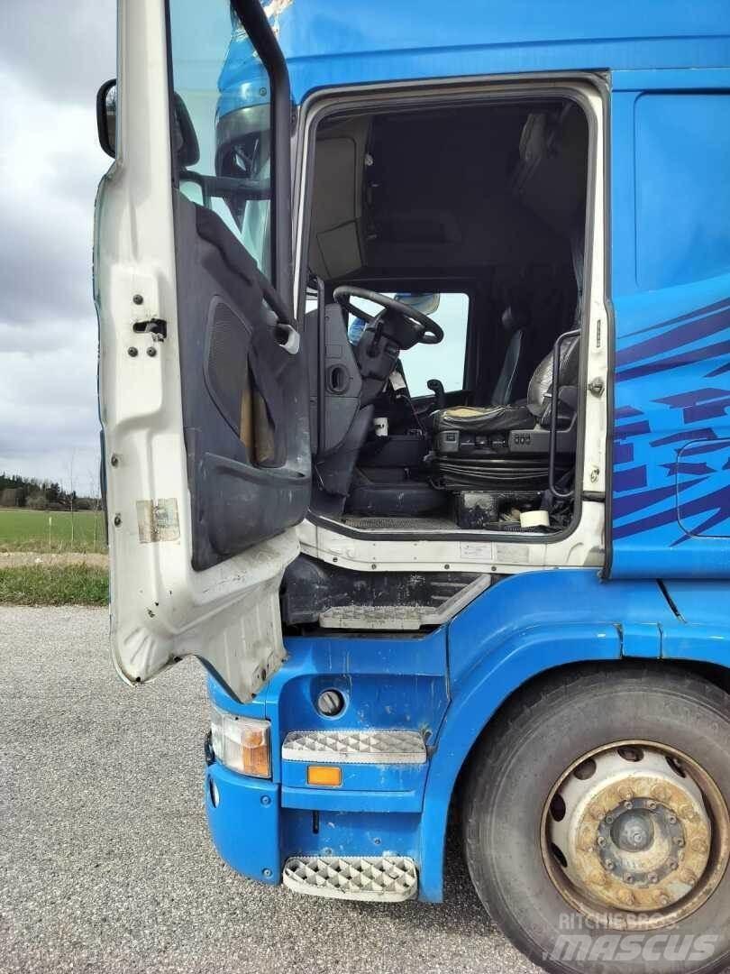 Scania R 560 6X2 Tractor Units