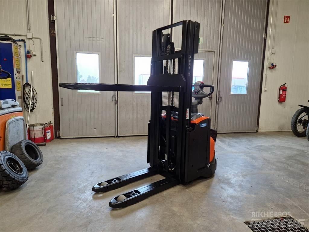 Toyota SWE120L Forklift trucks - others