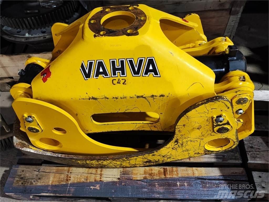 Vahva C42 Grapples