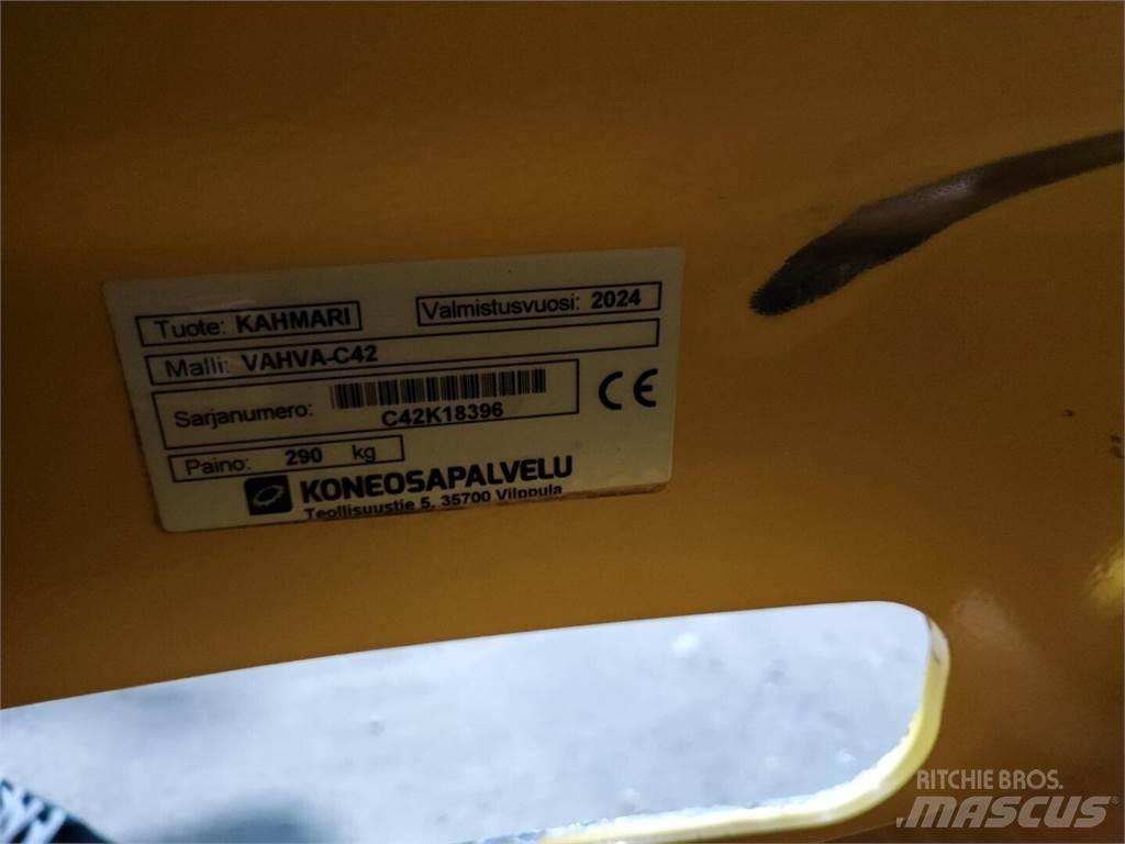 Vahva C42 Grapples