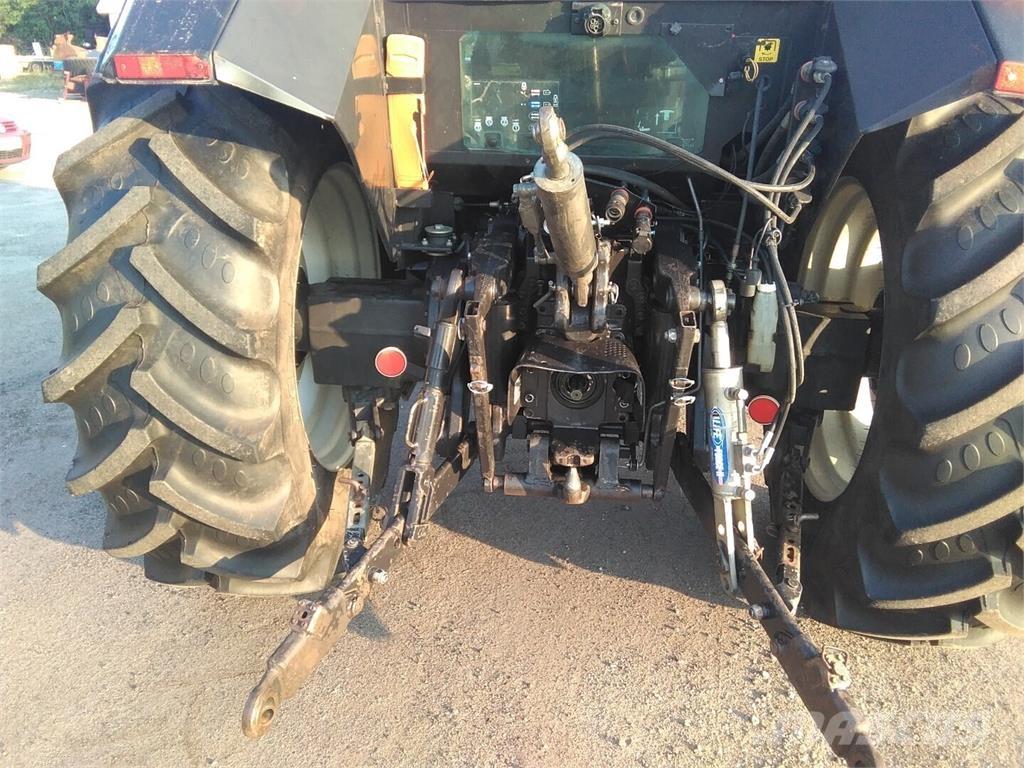 Valtra 6400 Tractors