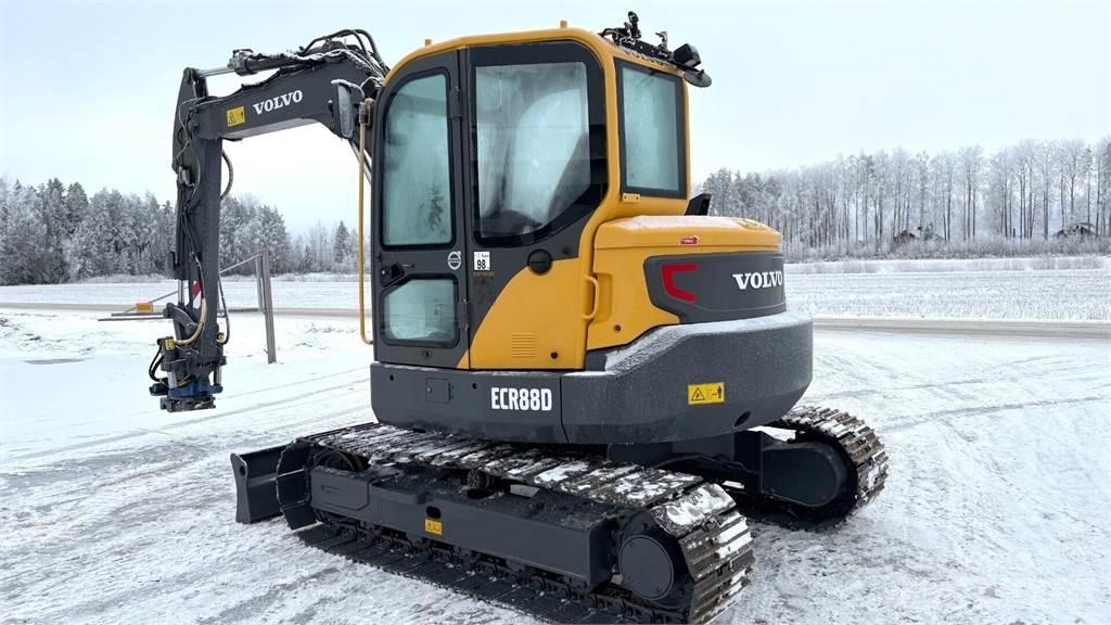 Volvo ECR88D Midi excavators  7t - 12t