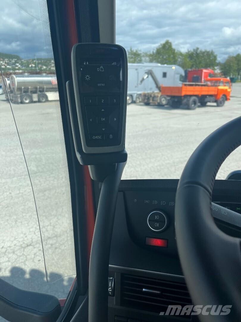 Volvo FH16 750 Tractor Units