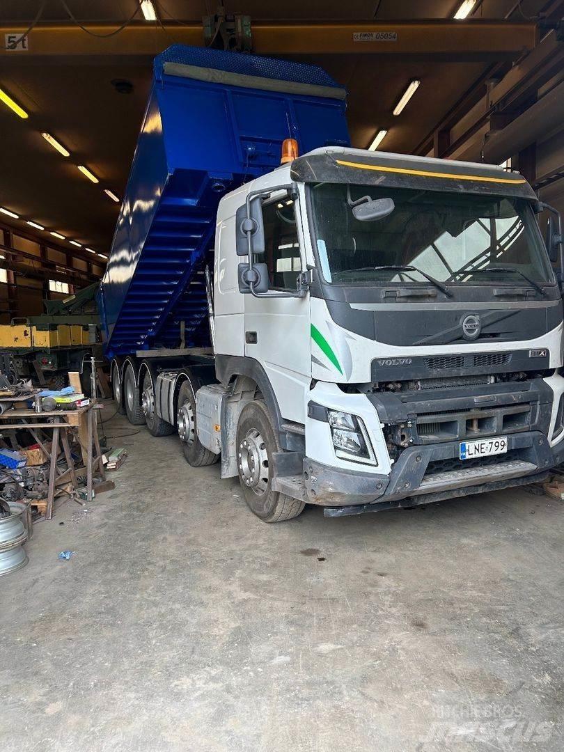 Volvo FMX 540 Tipper trucks