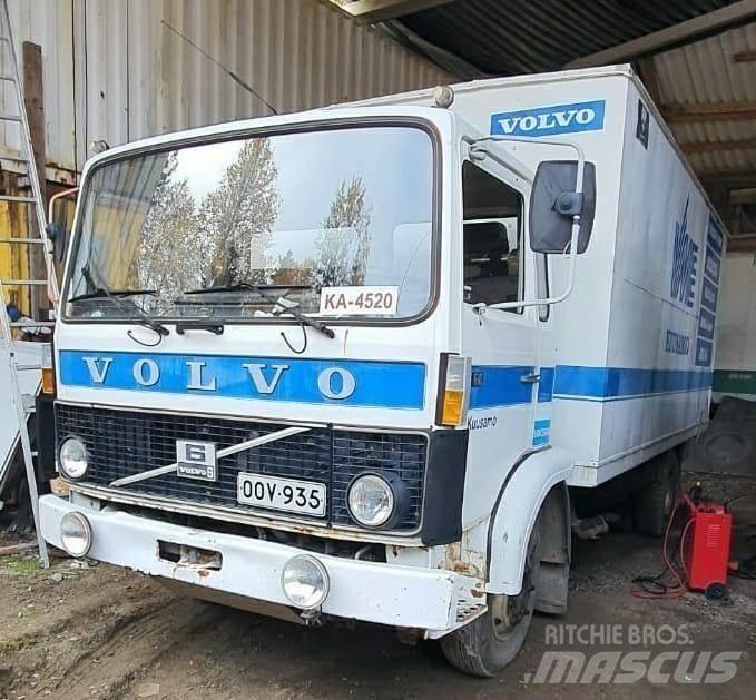 Volvo huoltoauto Box body trucks