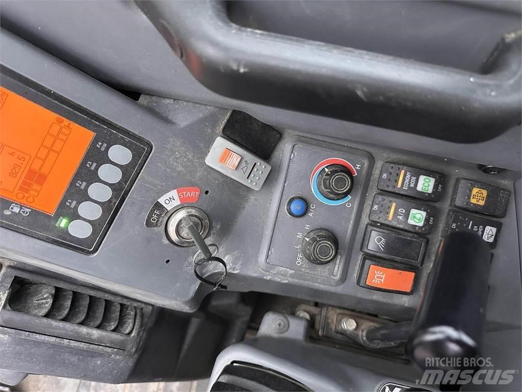 Yanmar SV100 Crawler excavators