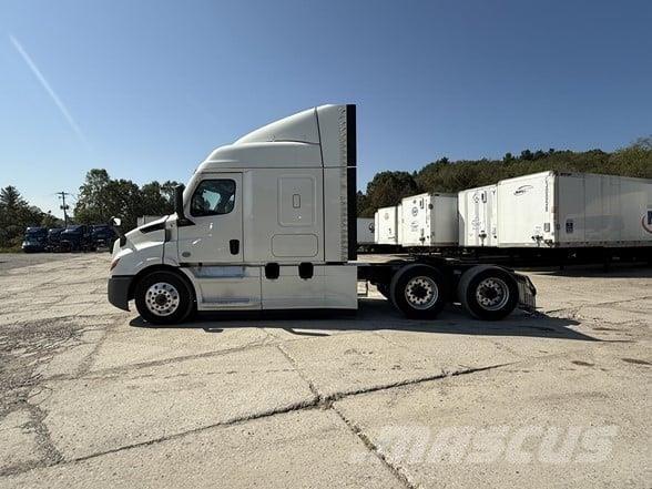 Freightliner CASCADIA 116 Tractor Units