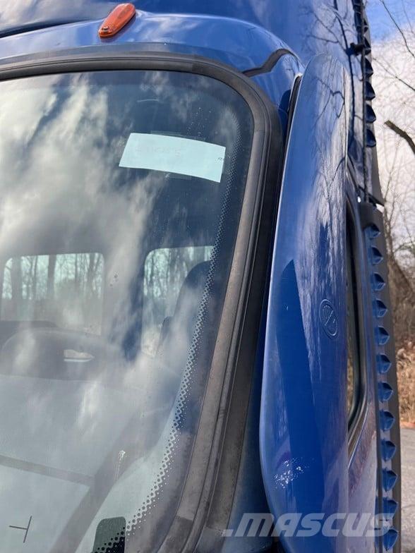 Freightliner CASCADIA 116 Tractor Units