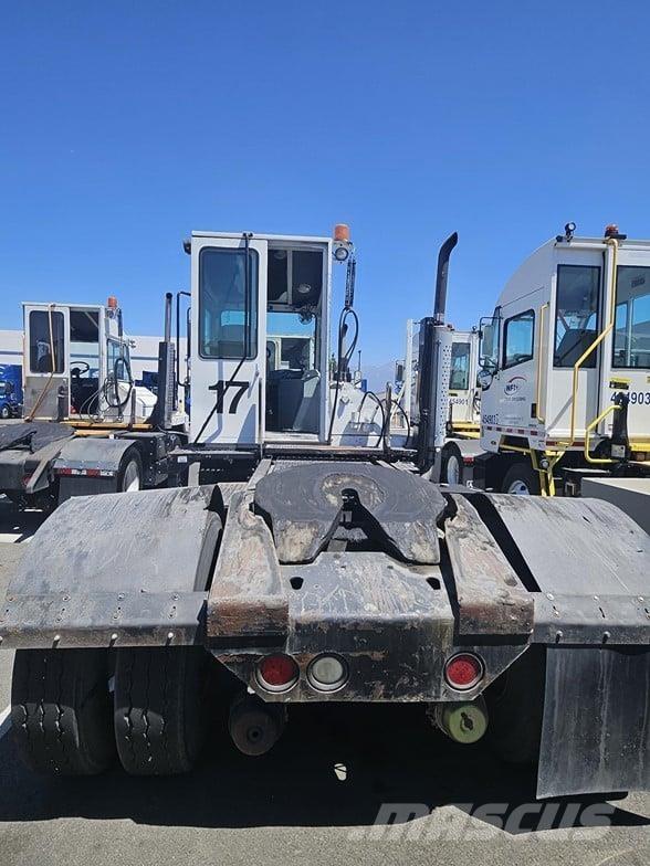 Kalmar OTTAWA 4X2 OFF-ROAD Terminal tractors