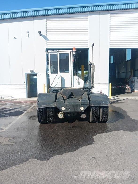 Kalmar OTTAWA 4X2 OFF-ROAD Terminal tractors