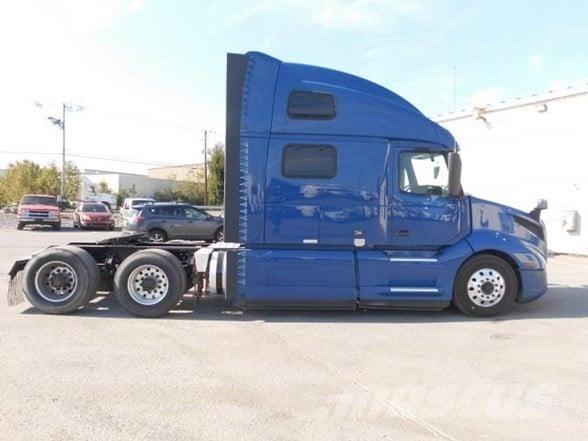 Volvo VNL64T860 Tractor Units