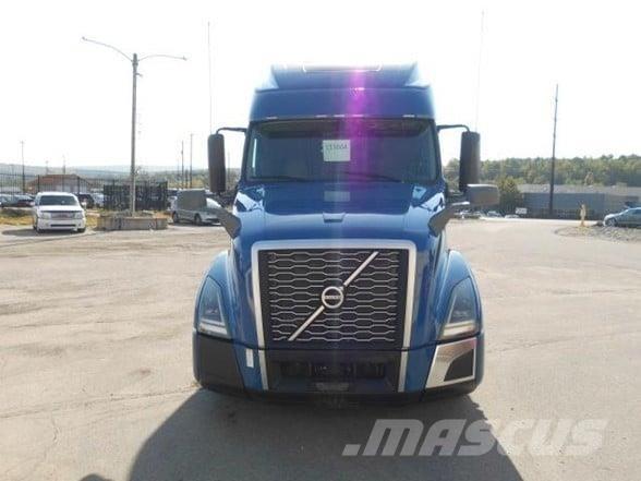 Volvo VNL64T860 Tractor Units