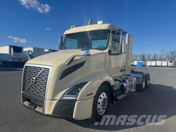 Volvo VNR64T300 Tractor Units